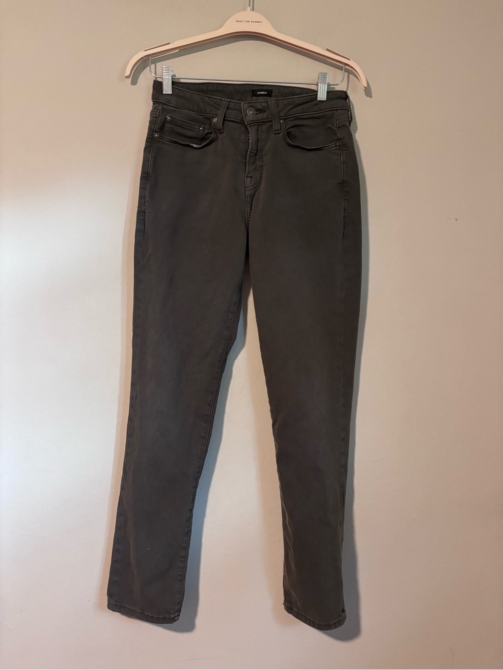 EXPRESS - Men’s Athletic Slim Fit Jeans in Charcoal - 29 x 32